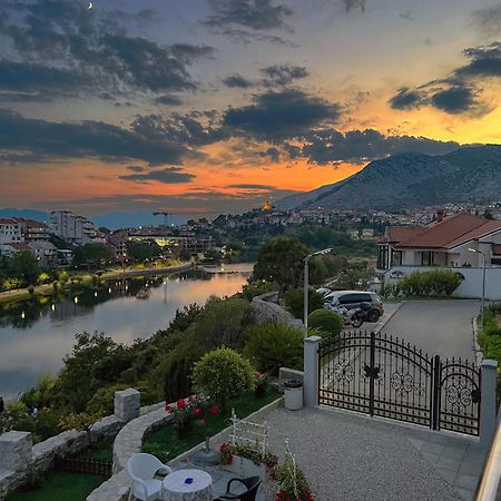 Apartmani Hm Требинье Экстерьер фото